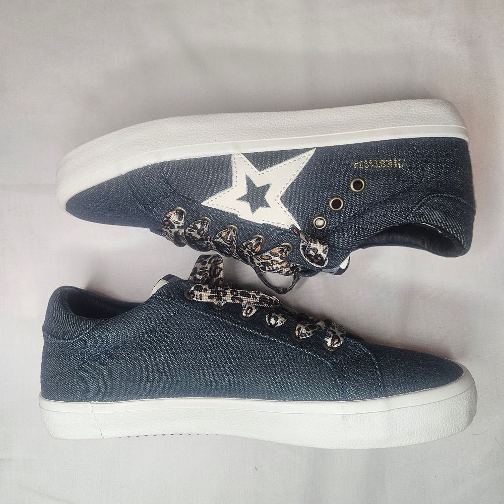 Vintage Havana Fortune Blue Denim Sneaker NWT Retail $130 Sz 9